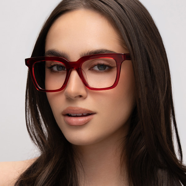 Model wearing Serge optical frame in Cherry.