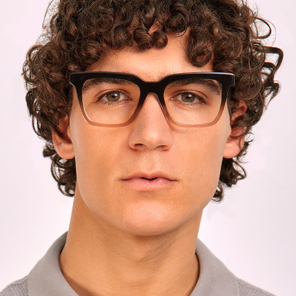 Model wearing Serge optical frame in Latte.
